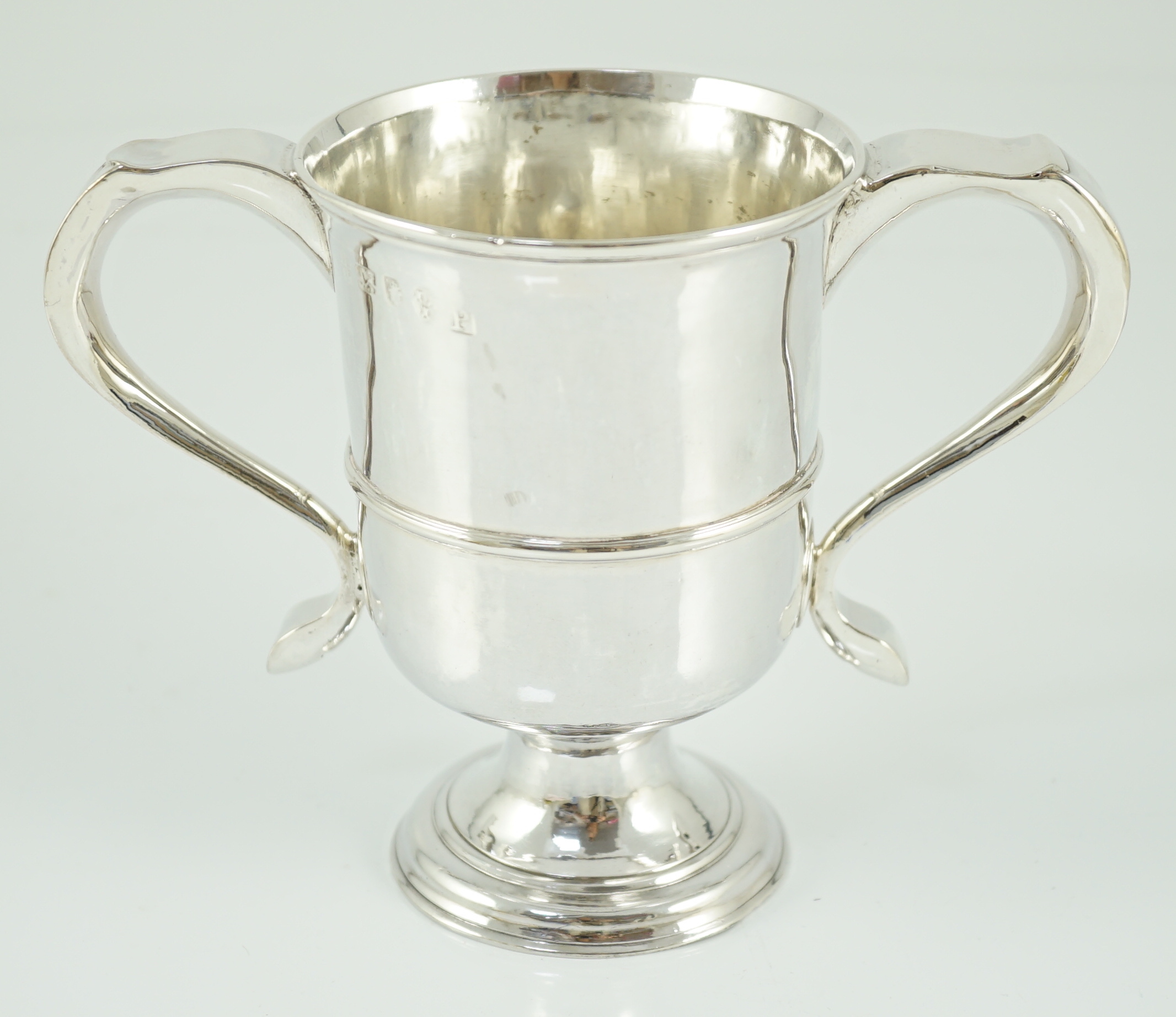 A George III provincial silver two handled pedestal cup, by Langlands & Robertson